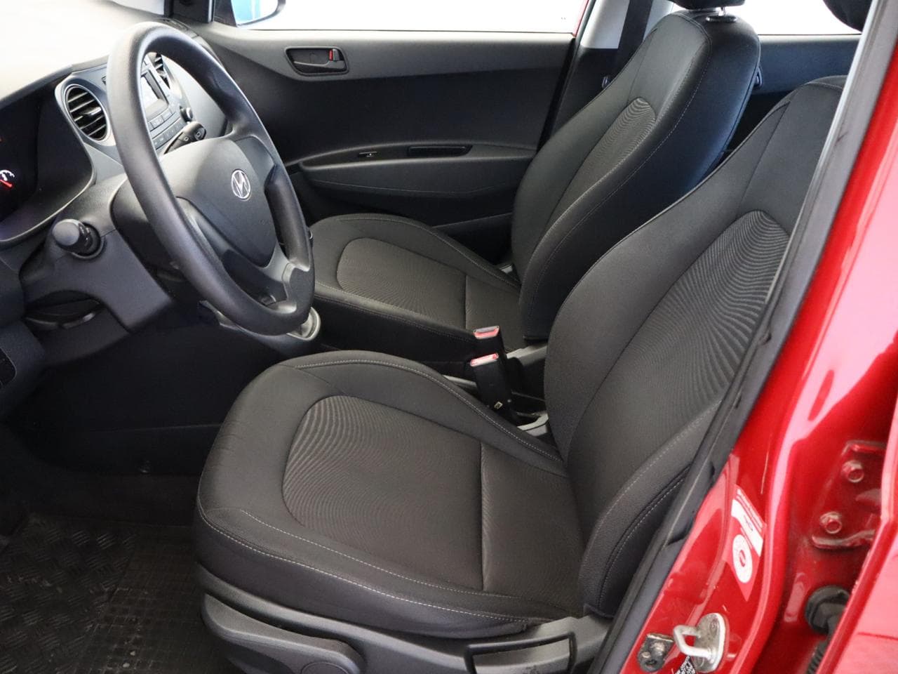 2017 Hyundai I10 - 14