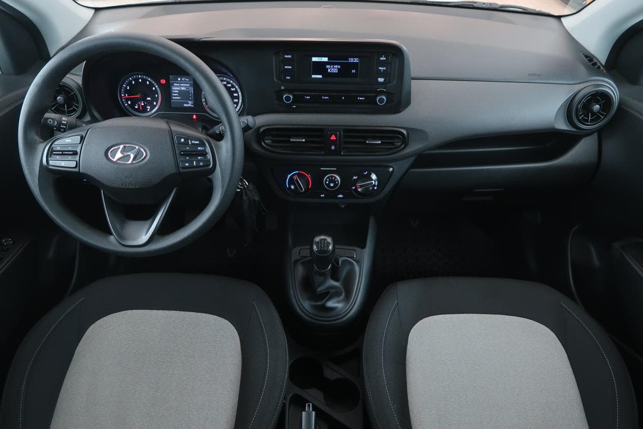 2020 Hyundai I10 - 10