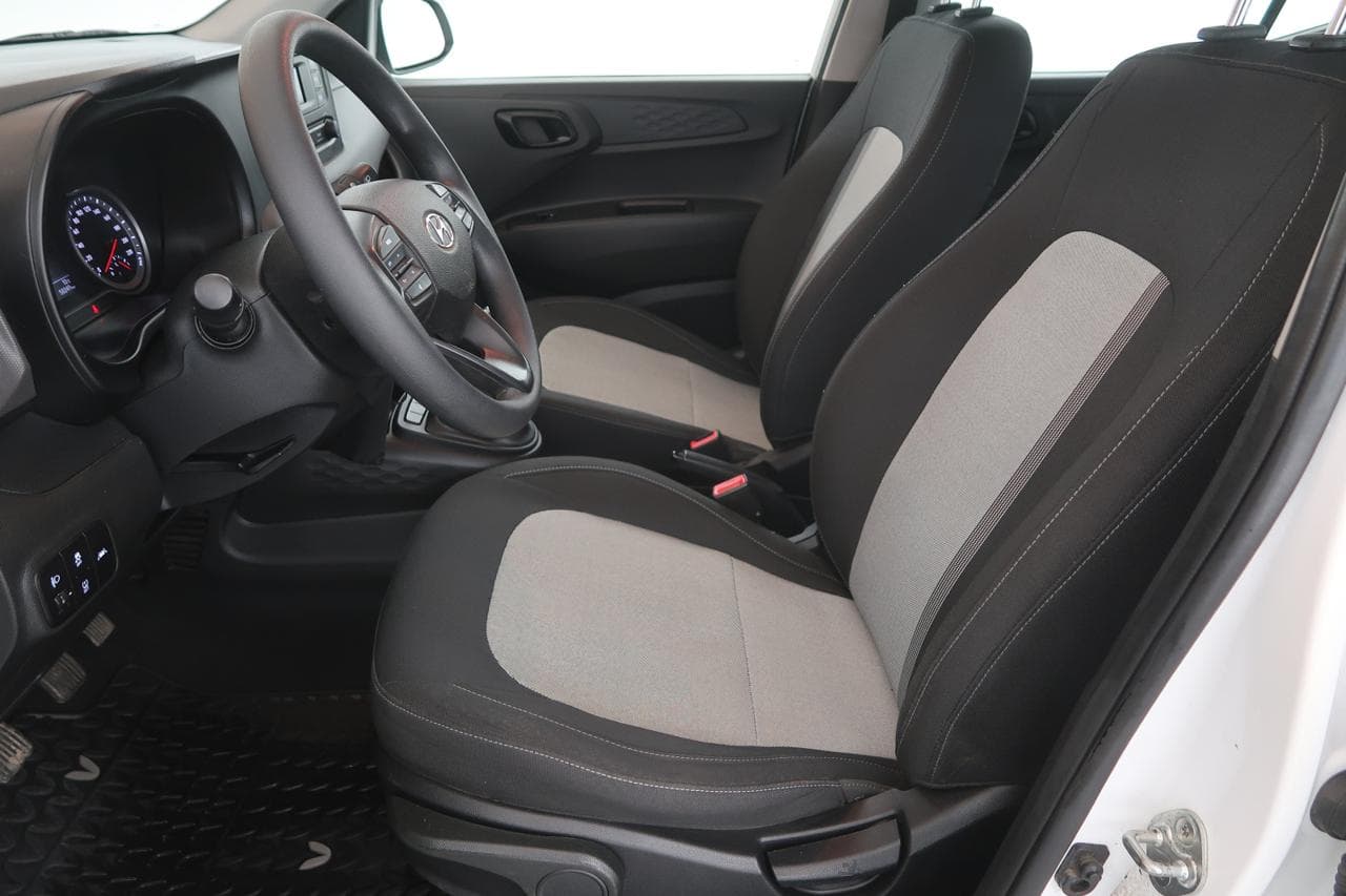 2020 Hyundai I10 - 16