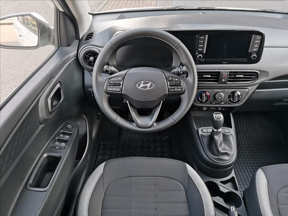 2025 Hyundai i10 - 6