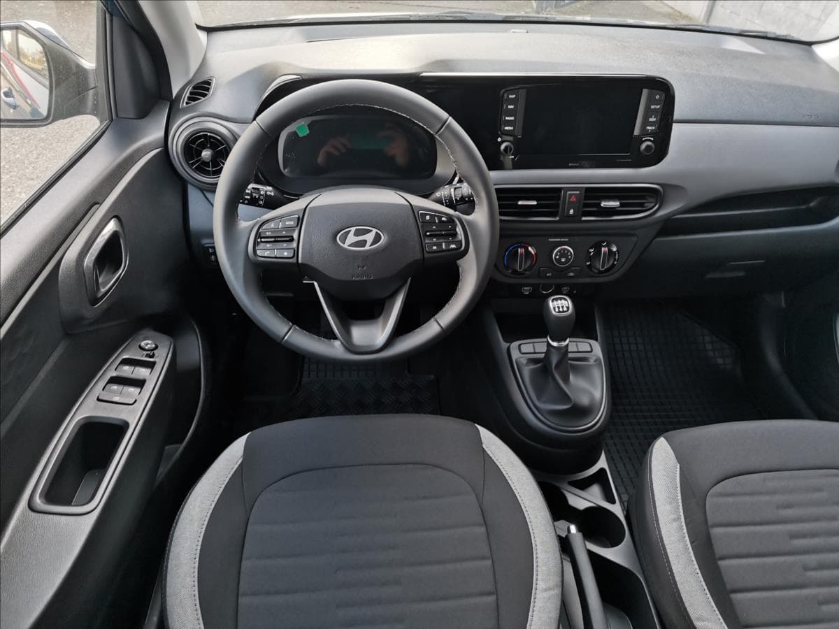 2025 Hyundai i10 - 6