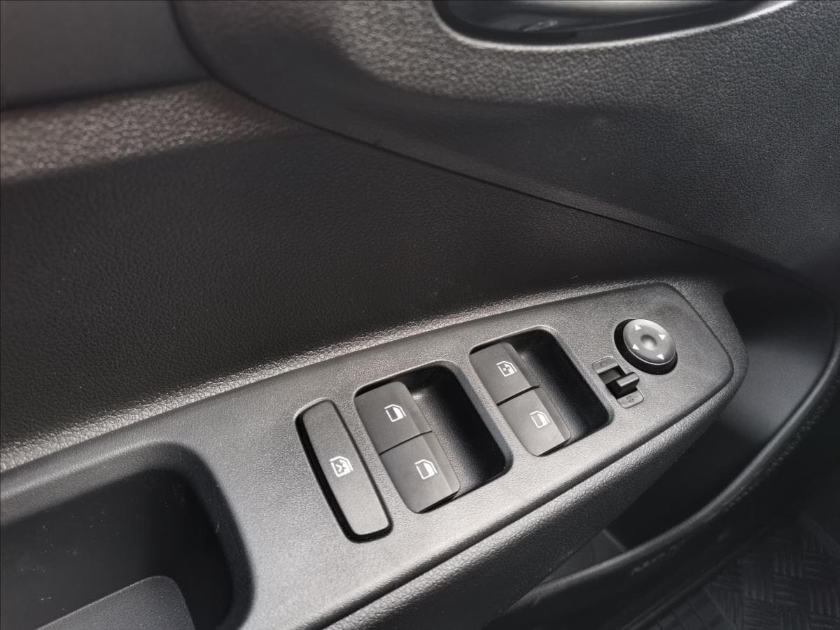 2025 Hyundai i10 - 11