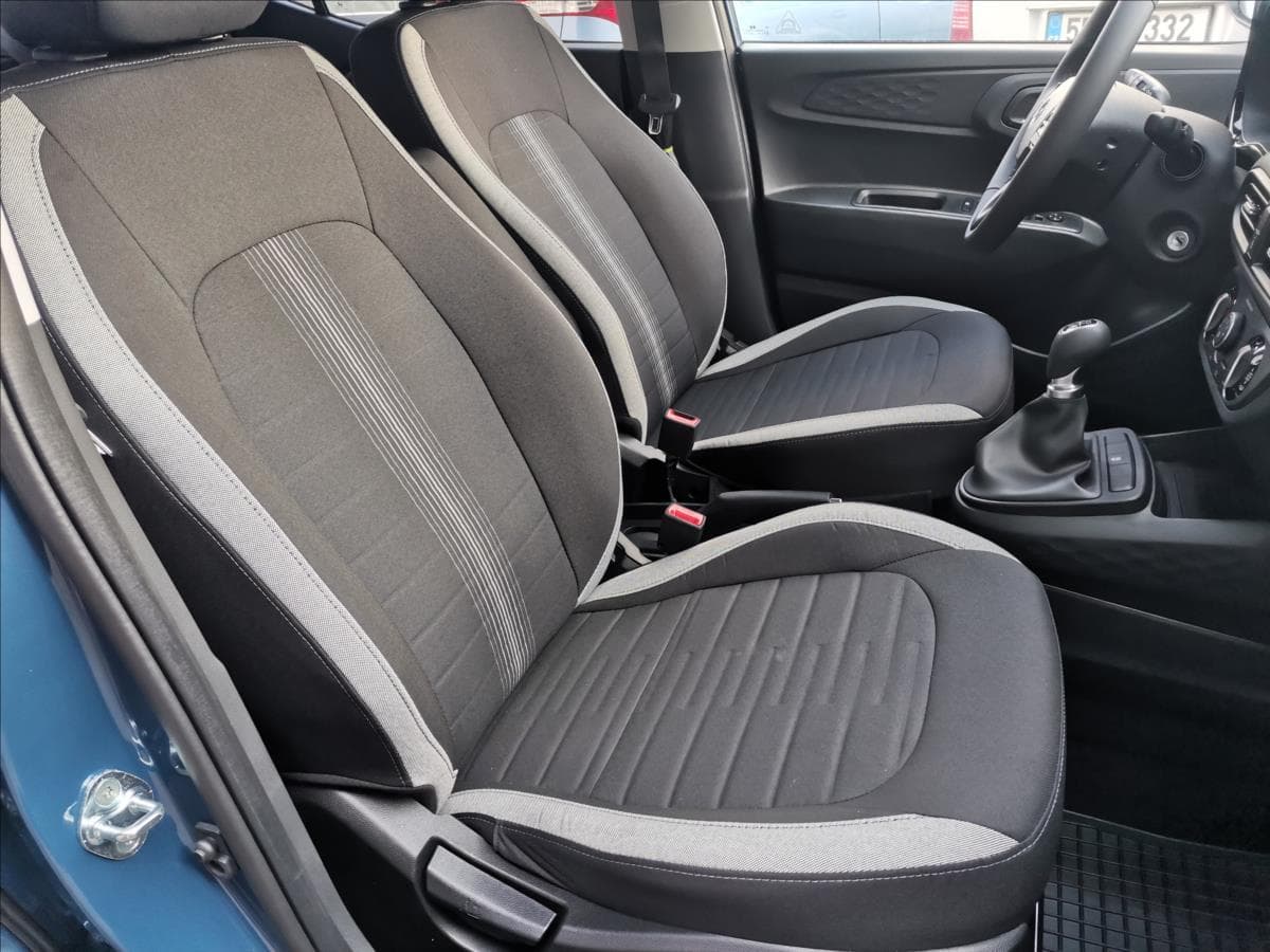 2025 Hyundai i10 - 10
