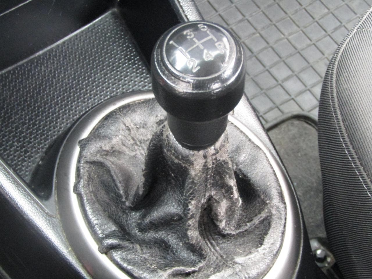 2013 Hyundai I20 - 15