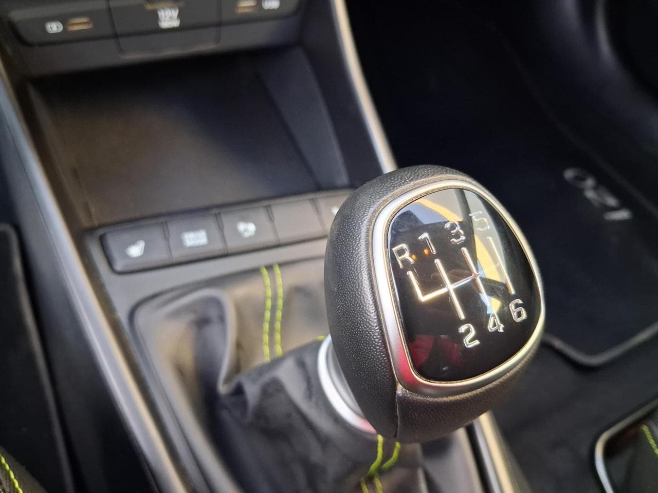 2020 Hyundai I20 - 14