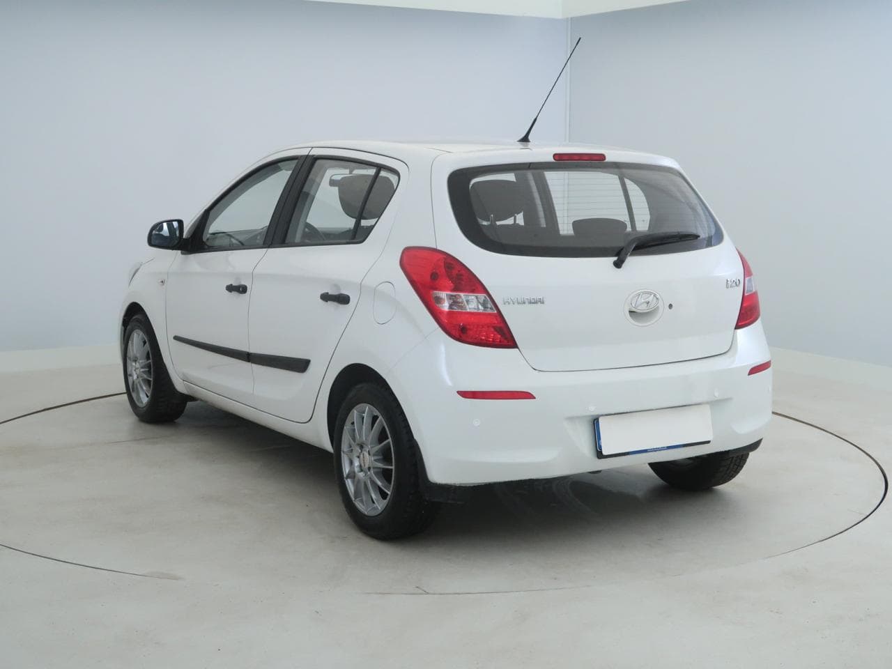 2013 Hyundai I20 - 5