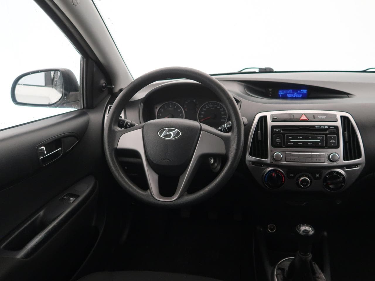 2013 Hyundai I20 - 9