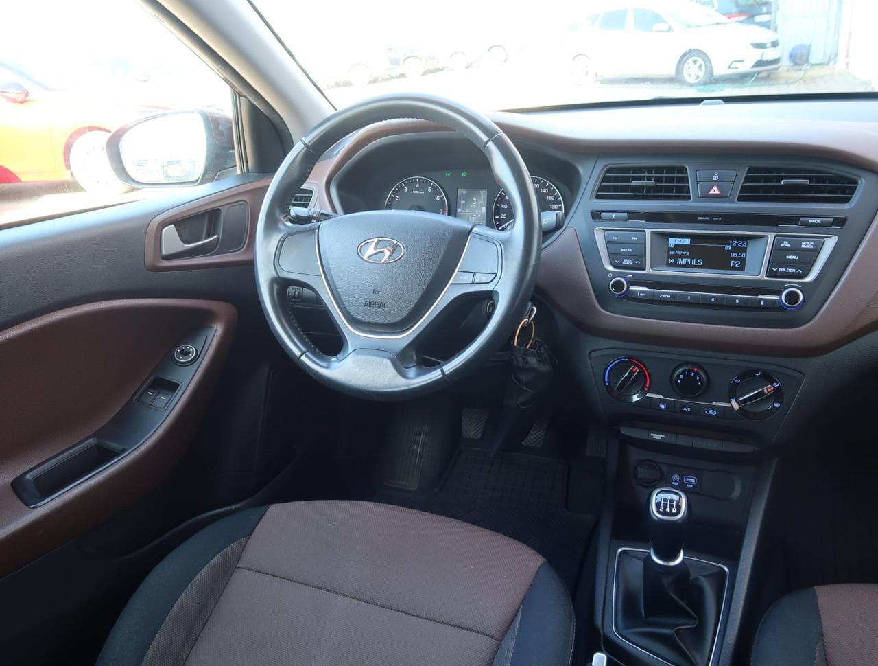 2017 Hyundai I20 - 9