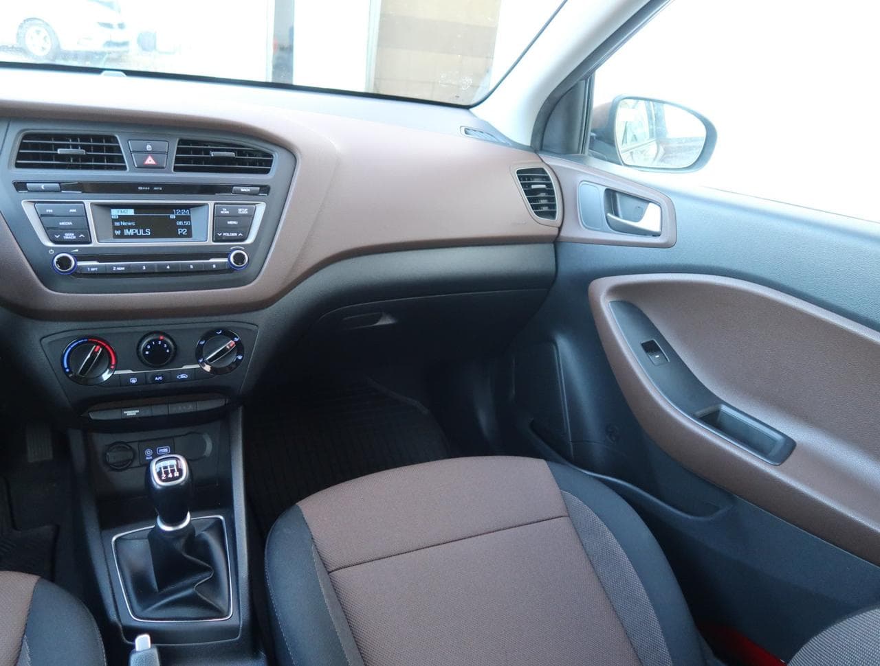 2017 Hyundai I20 - 11