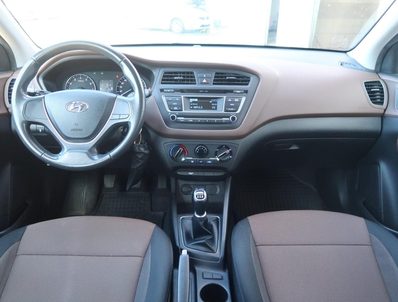 2017 Hyundai I20 - 10
