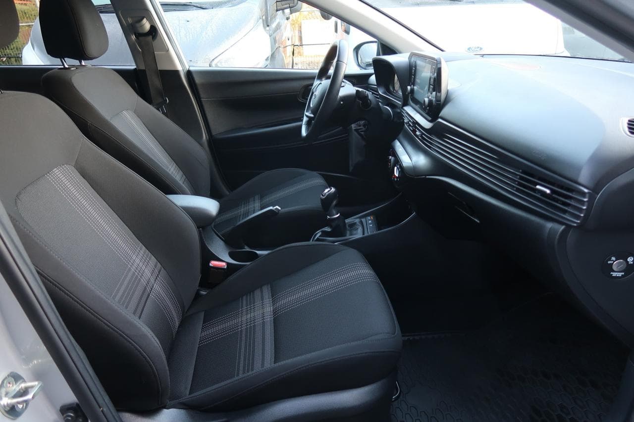 2021 Hyundai I20 - 12