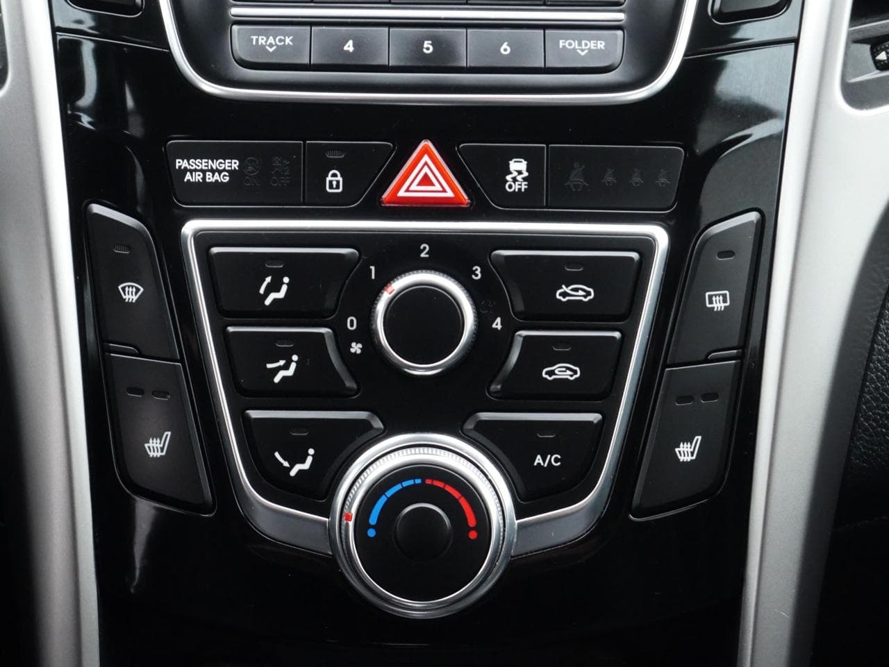 2013 Hyundai I30 - 13