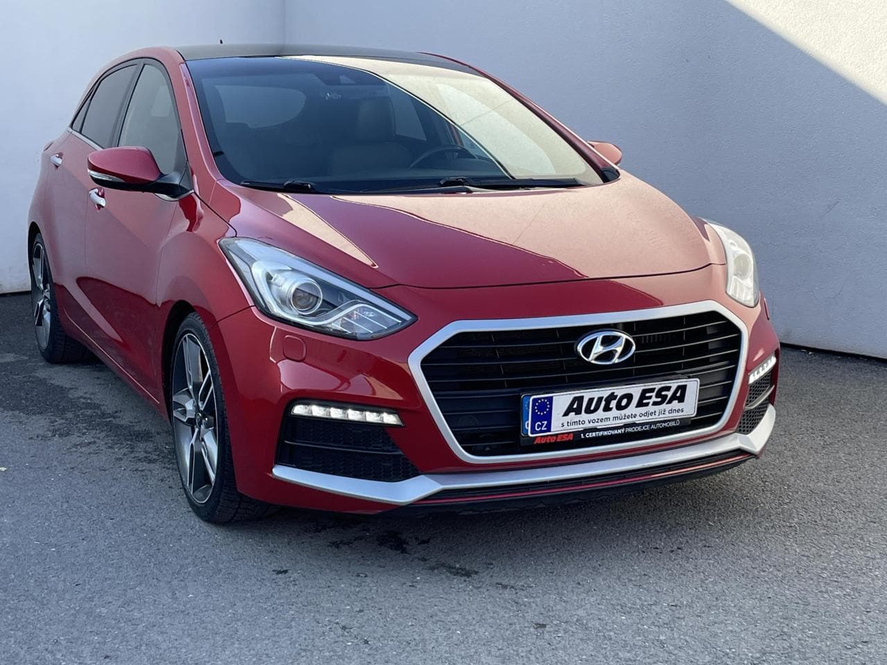 Hyundai i30 1.6 T-GDi hatchback