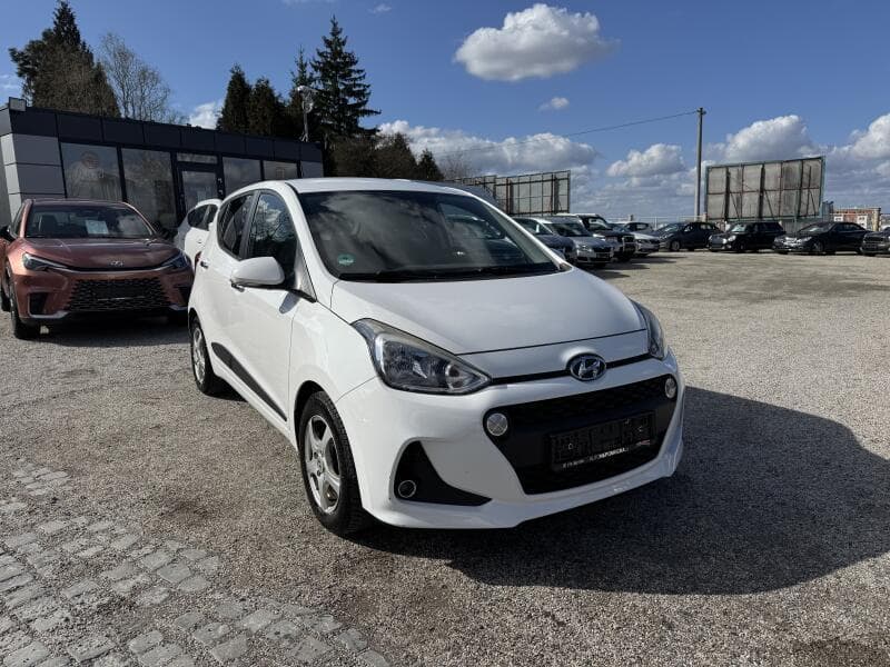 Hyundai i10 1.2 64KW 1.Majitel 104000km! hatchback