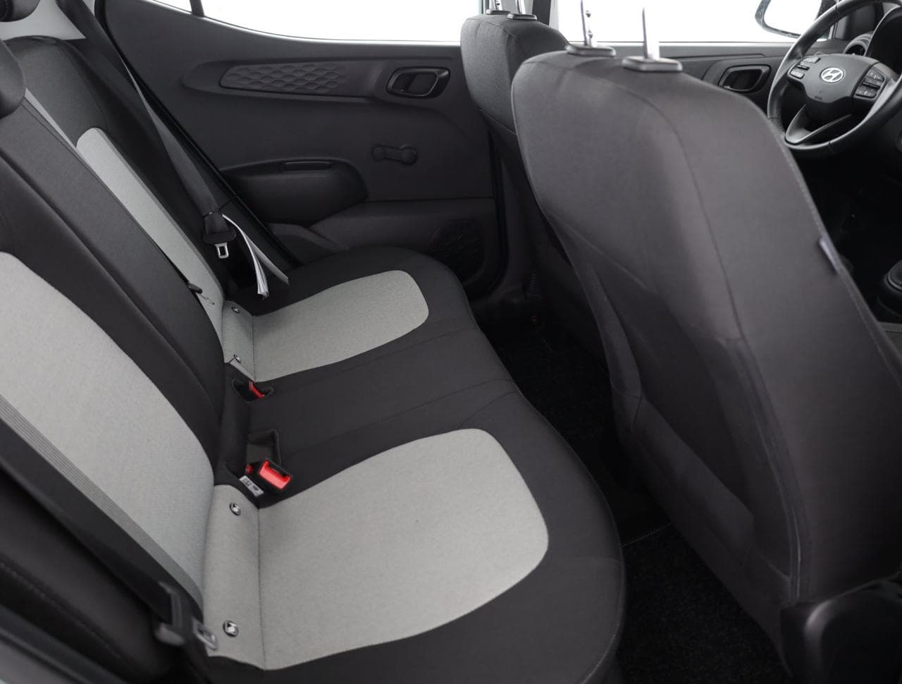 2023 Hyundai i10 - 11