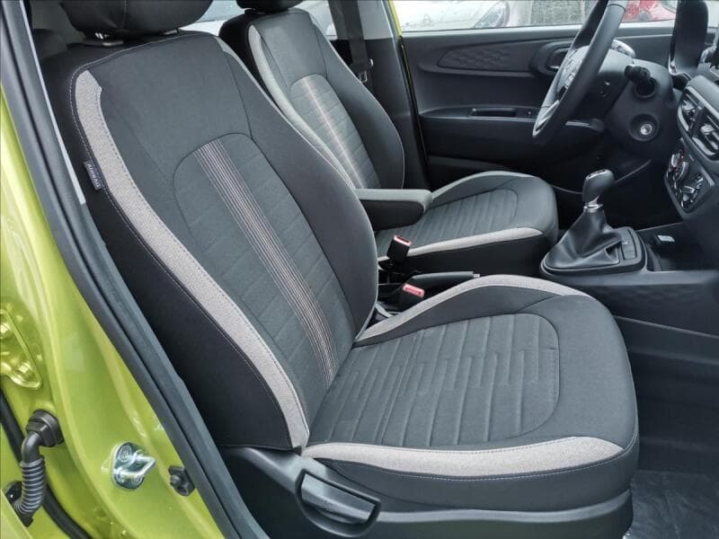 2025 Hyundai i10 - 10