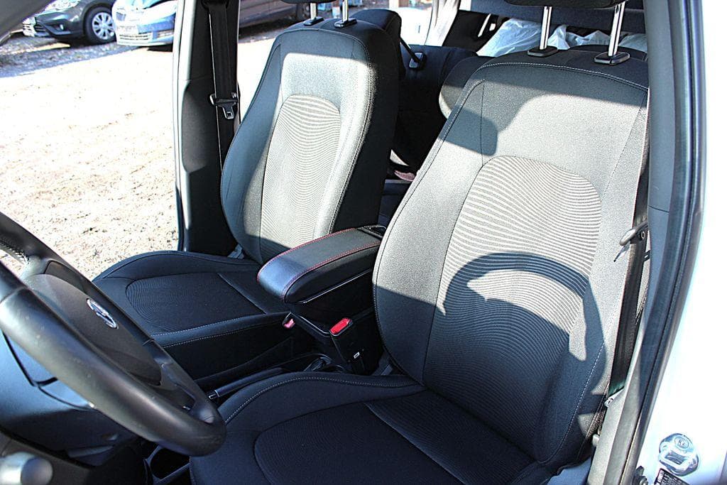 2018 Hyundai i10 - 20