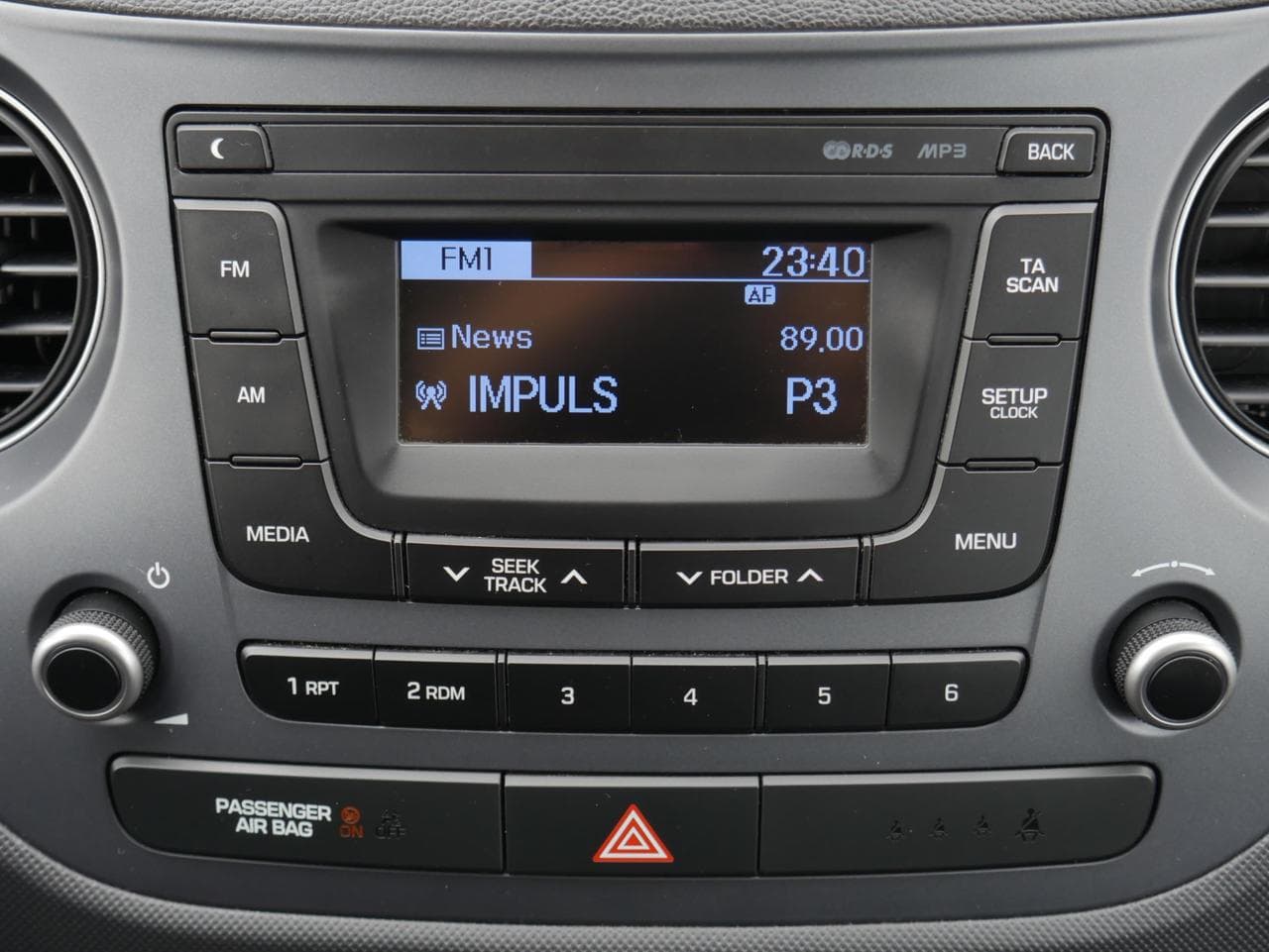2017 Hyundai i10 - 15