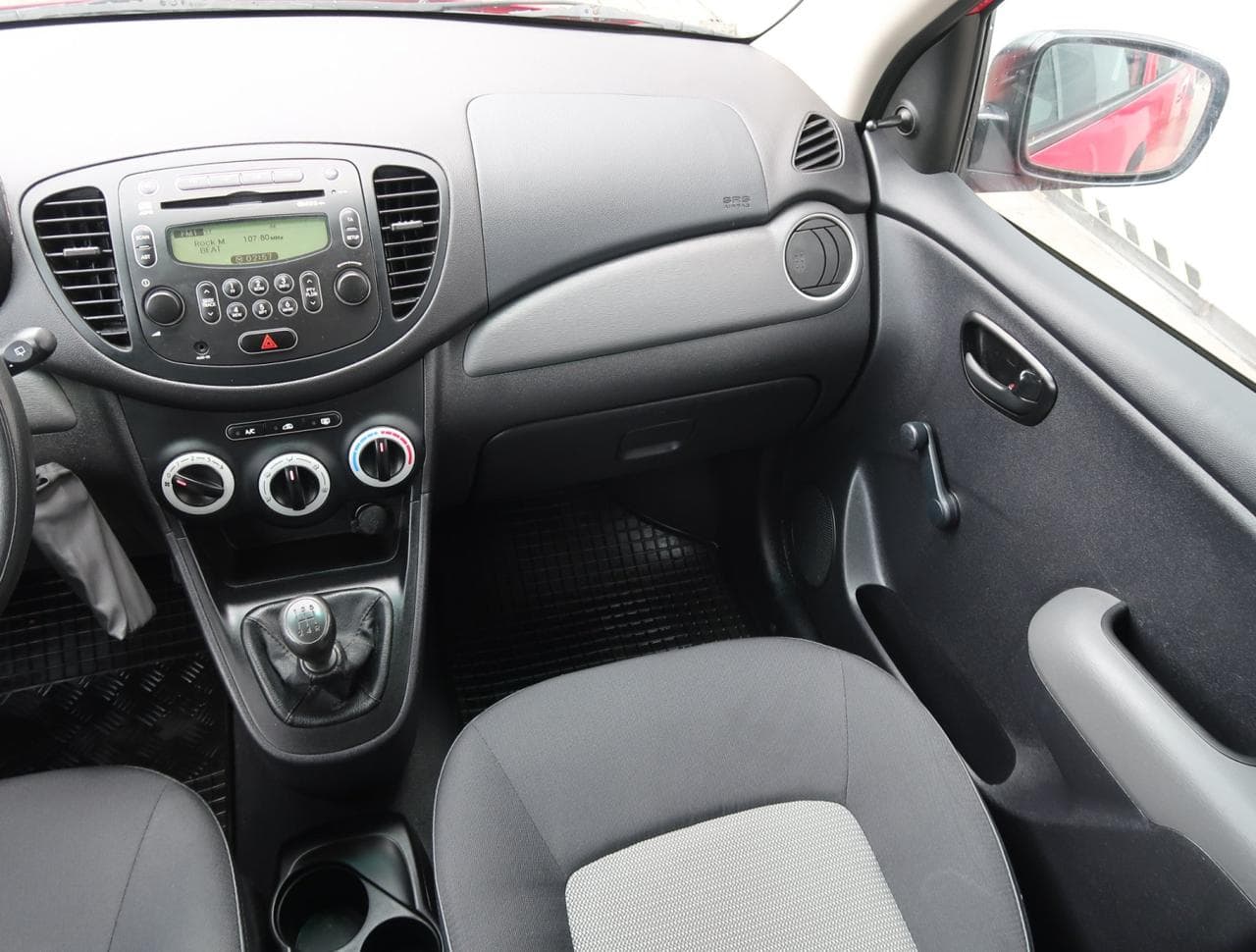 2010 Hyundai i10 - 11