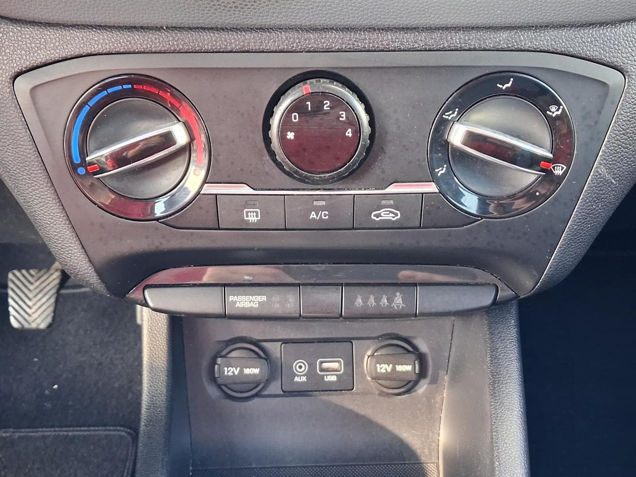 2015 Hyundai I20 - 13