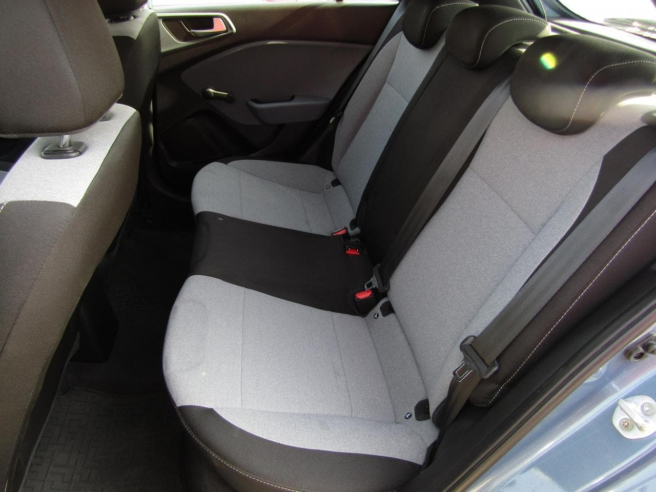 2015 Hyundai I20 - 10