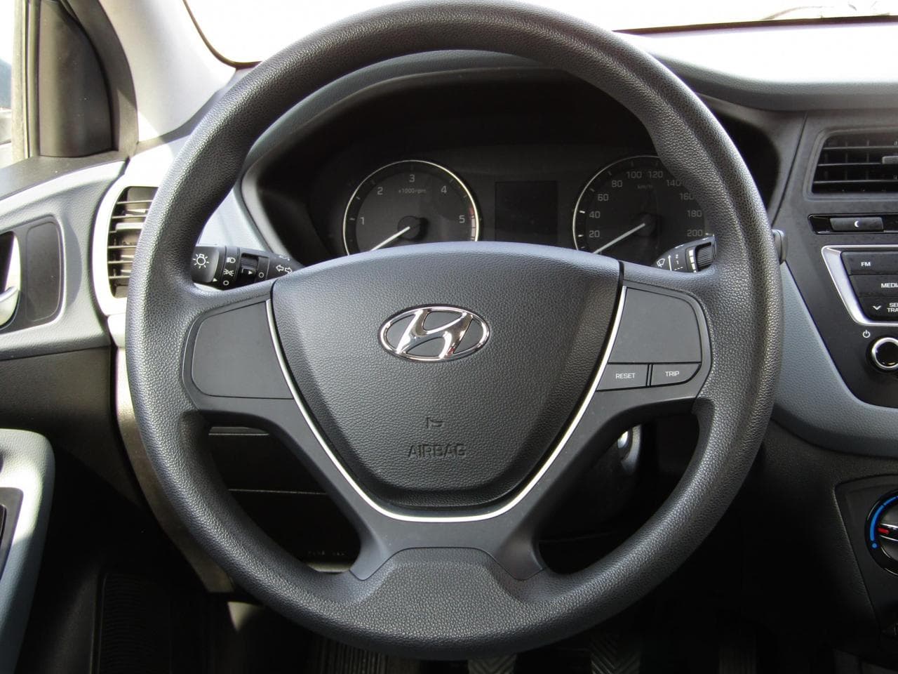 2015 Hyundai I20 - 12