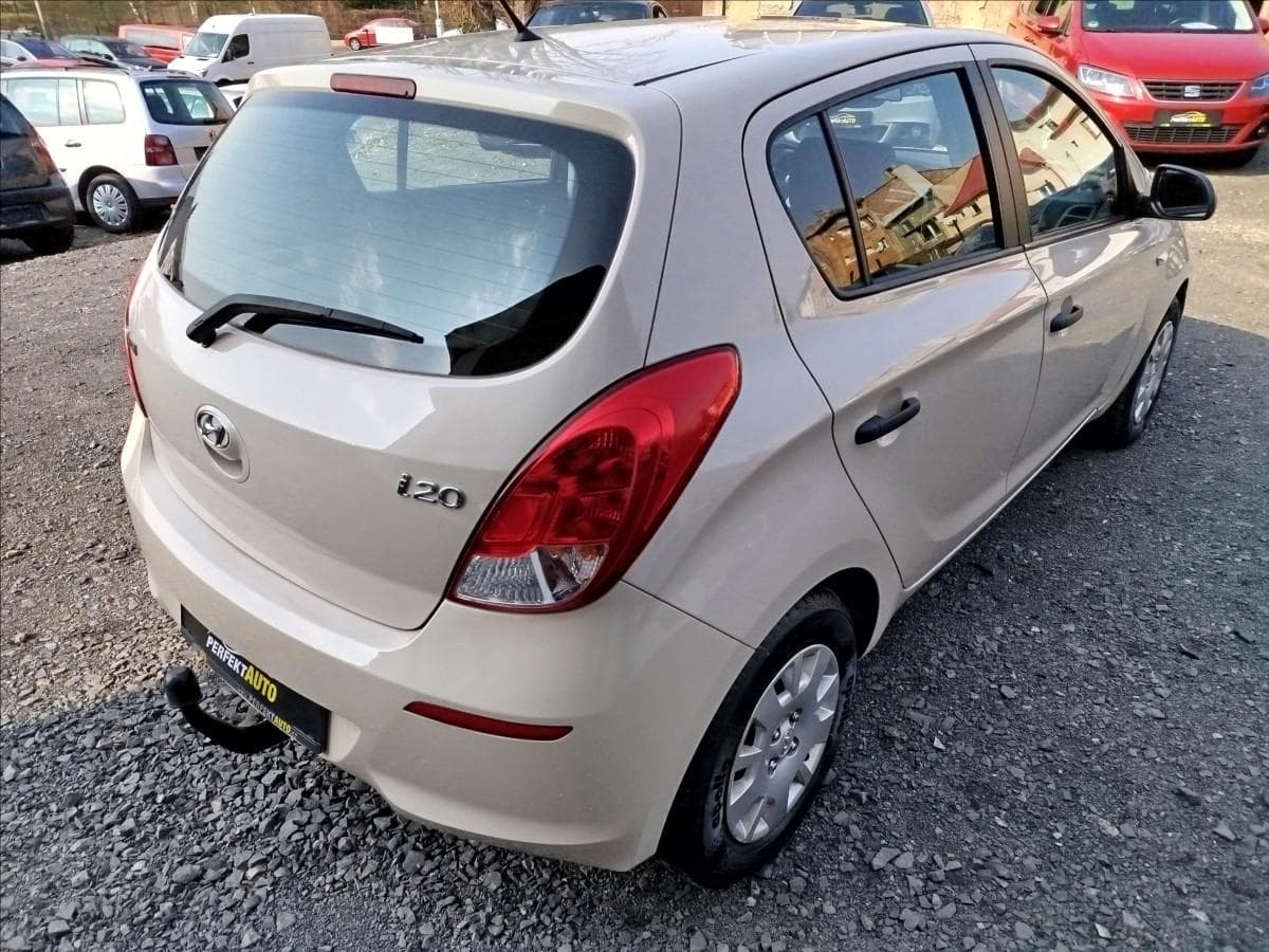 2014 Hyundai i20 - 6