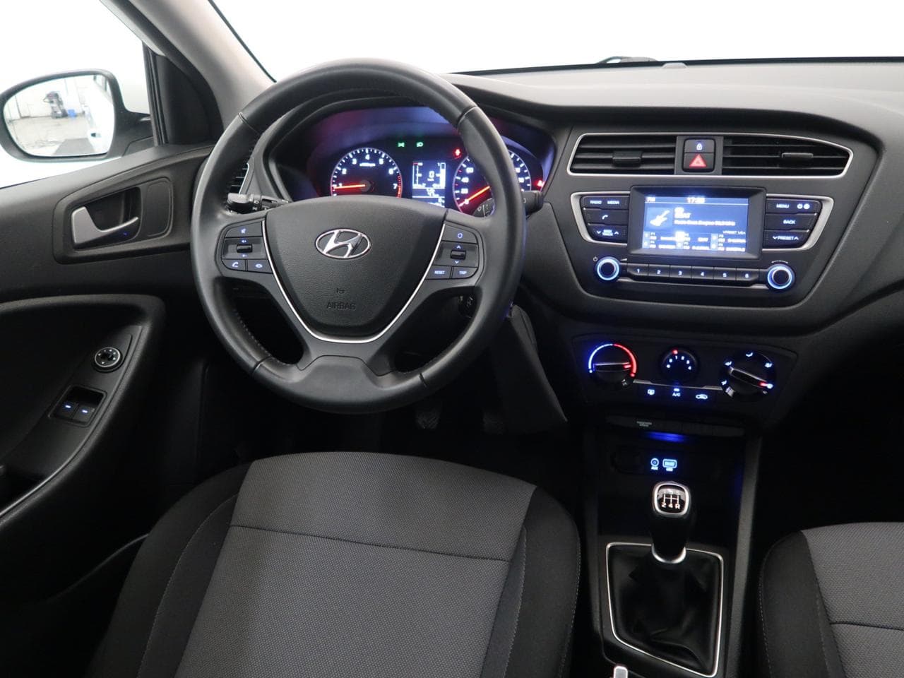 2019 Hyundai i20 - 9
