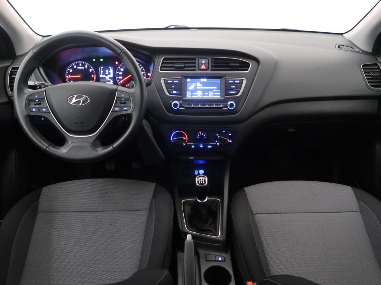 2019 Hyundai i20 - 10