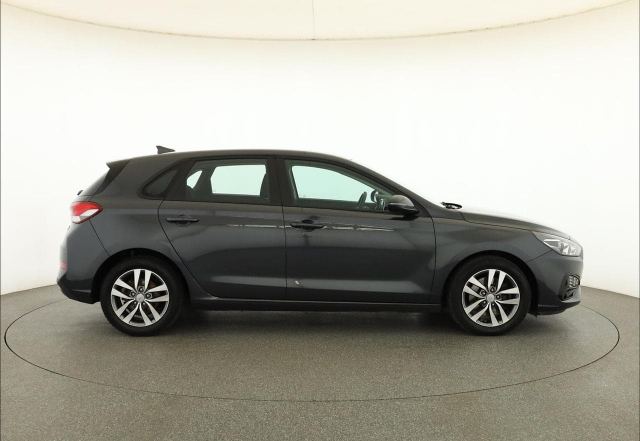2022 Hyundai i30 - 8