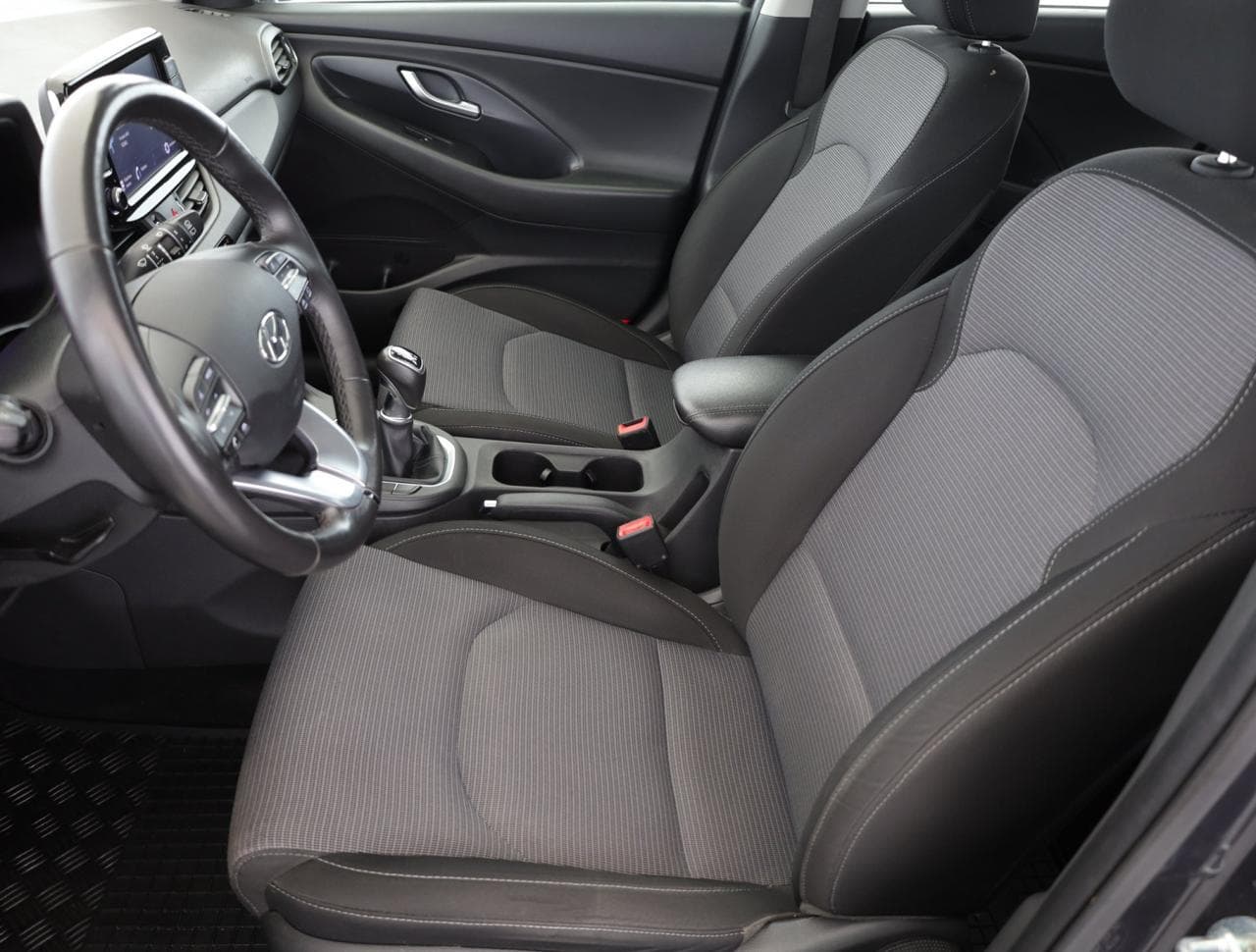 2022 Hyundai i30 - 13