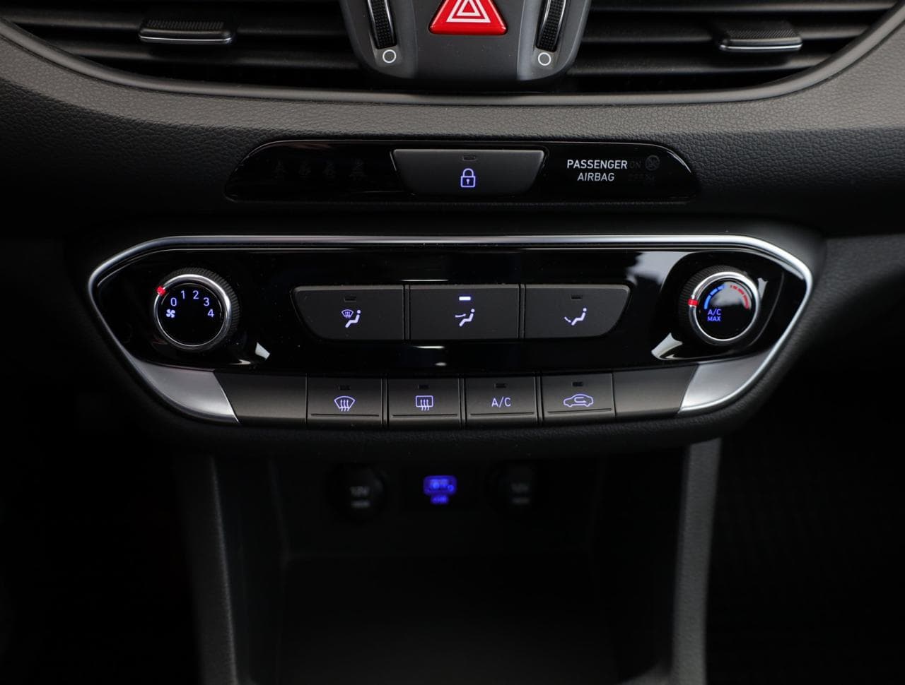 2022 Hyundai i30 - 17