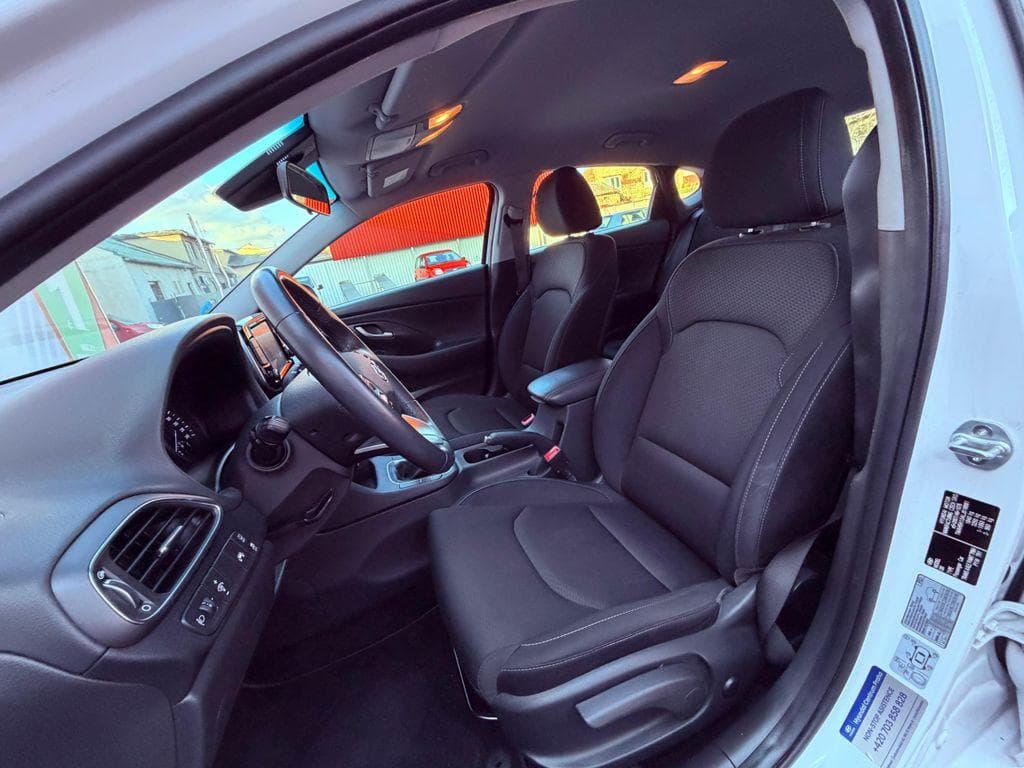 2019 Hyundai i30 - 14