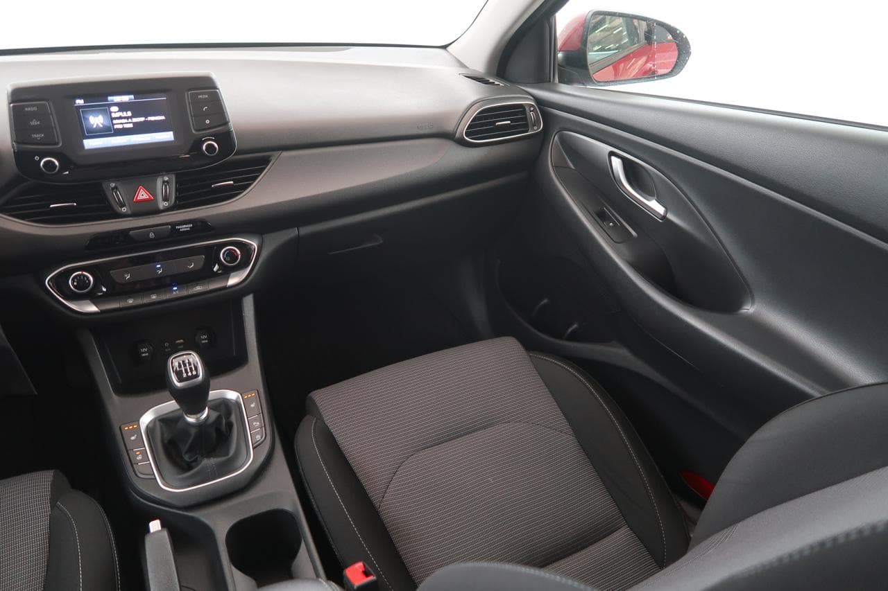 2017 Hyundai i30 - 11
