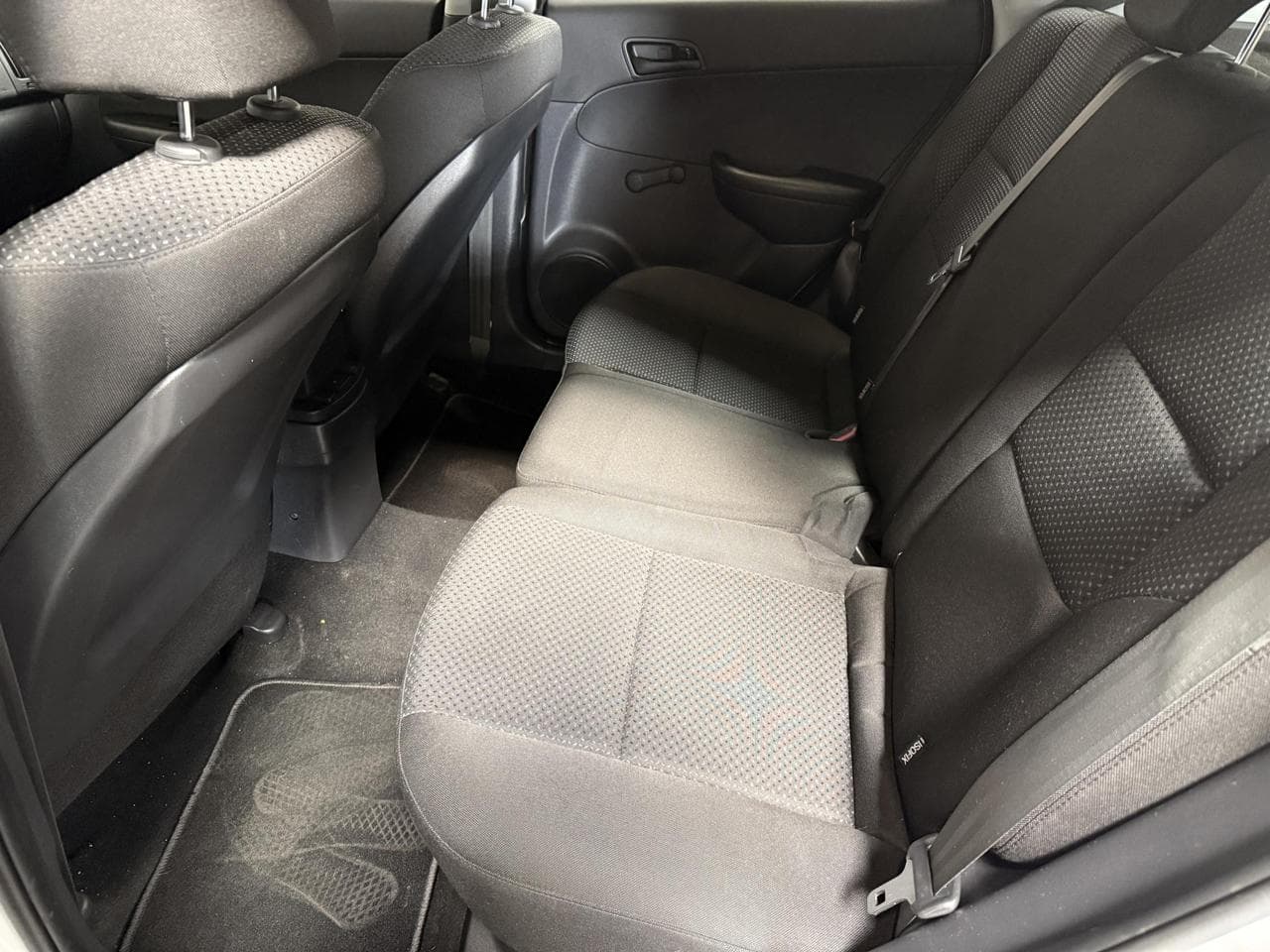 2011 Hyundai i30 - 11