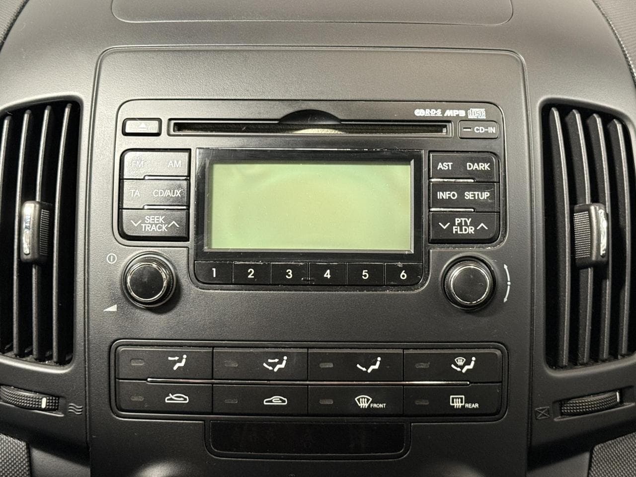2011 Hyundai i30 - 15