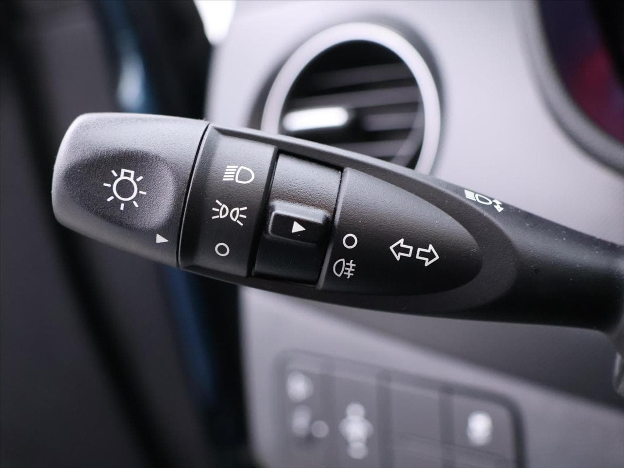 2019 Hyundai i10 - 17