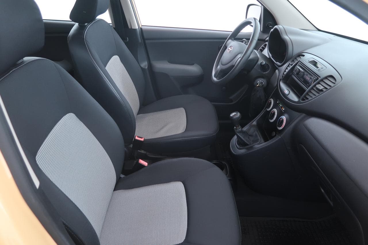 2010 Hyundai i10 - 12