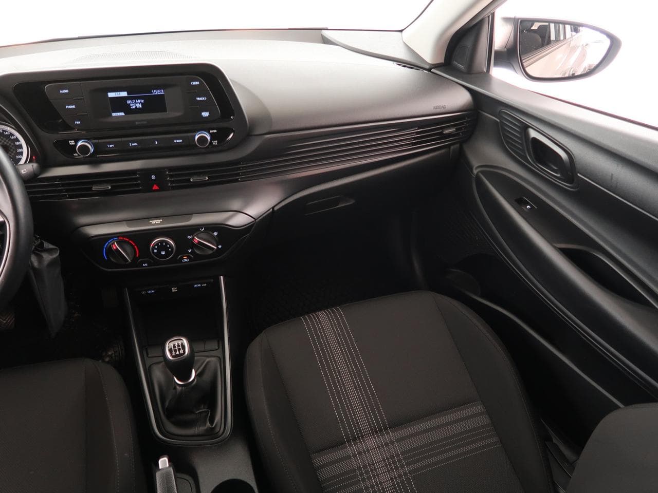 2021 Hyundai i20 - 11