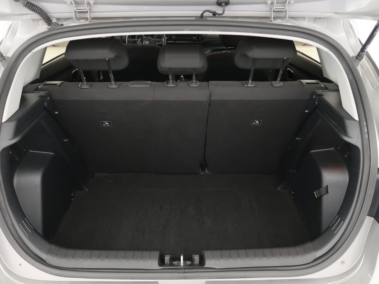 2021 Hyundai i20 - 19