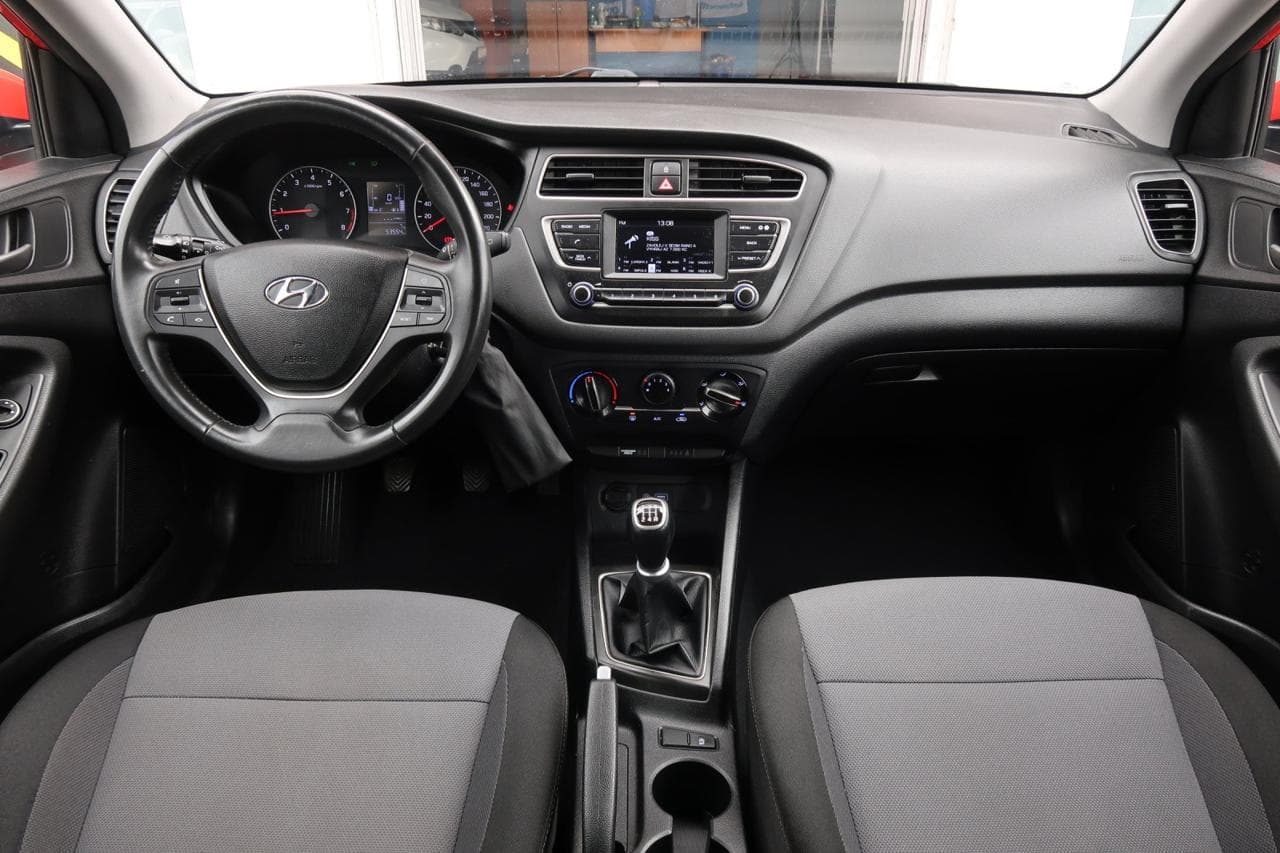 2019 Hyundai i20 - 10