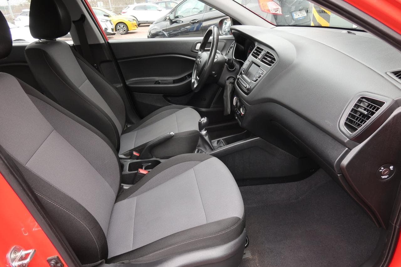 2019 Hyundai i20 - 12