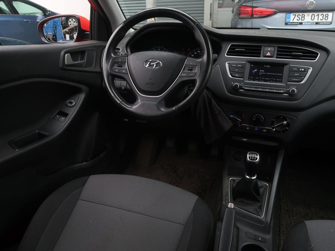 2020 Hyundai i20 - 16