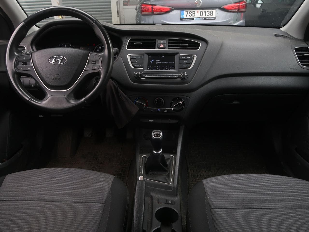 2020 Hyundai i20 - 18