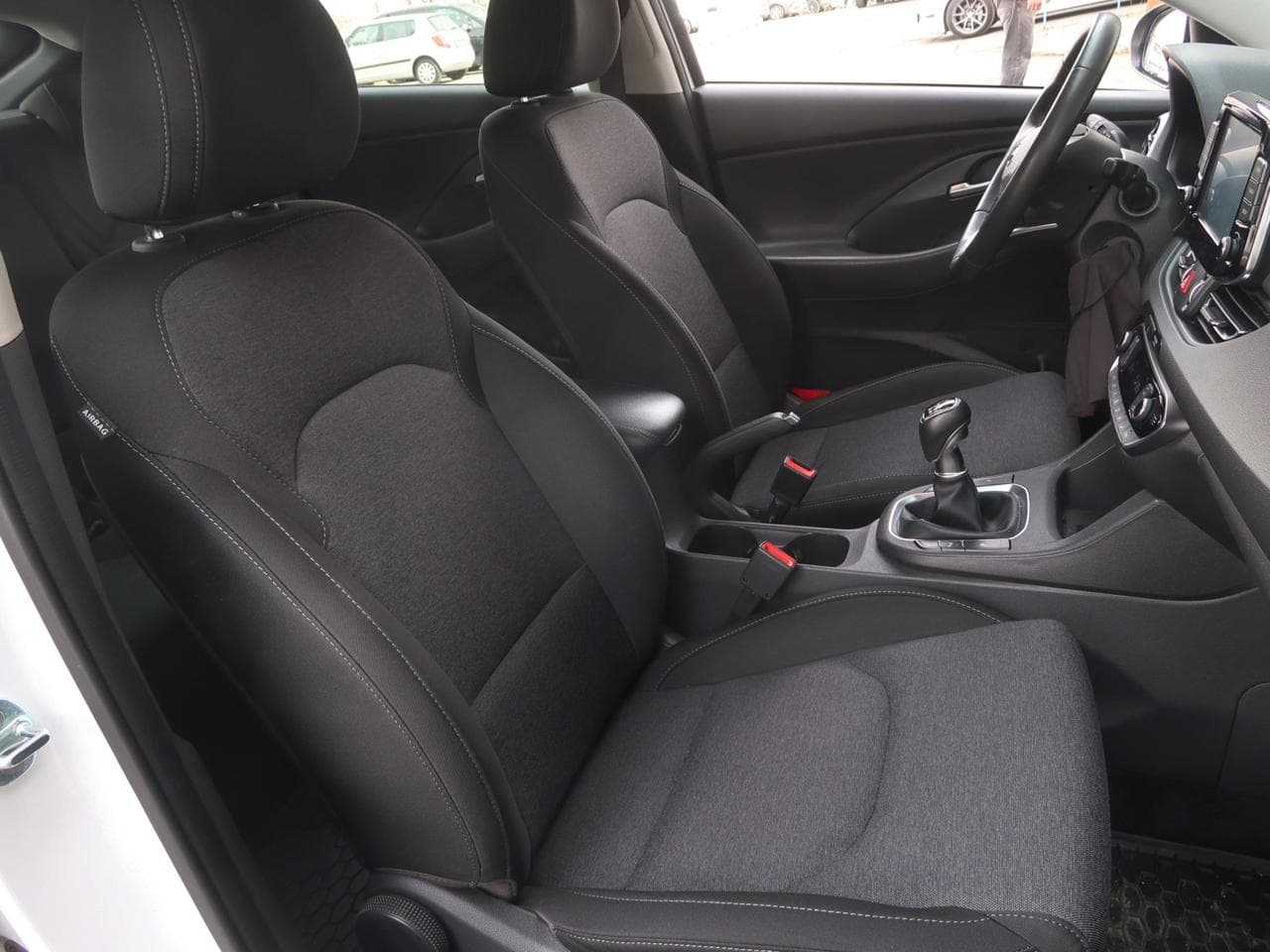 2023 Hyundai i30 - 12