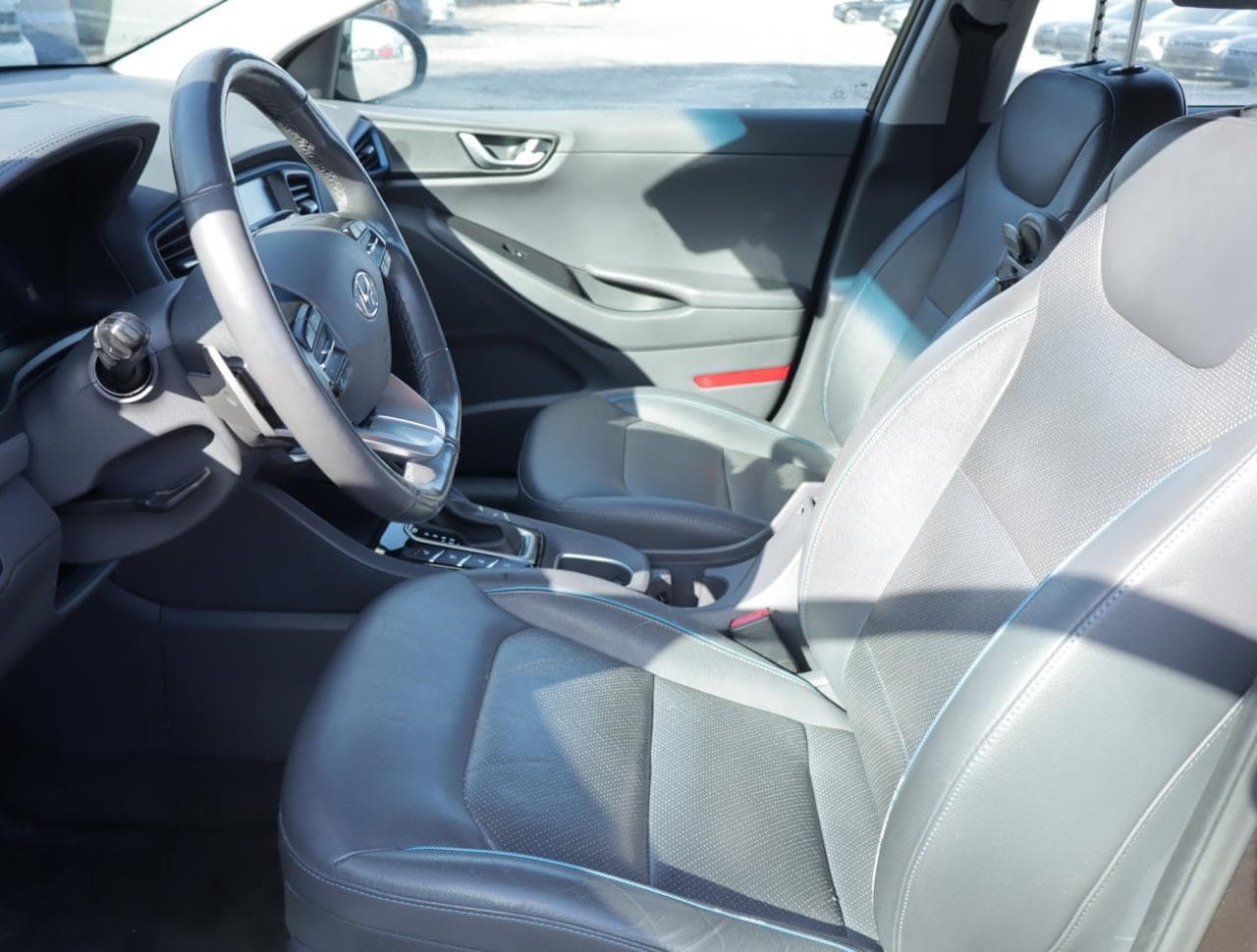 2017 Hyundai IONIQ - 16