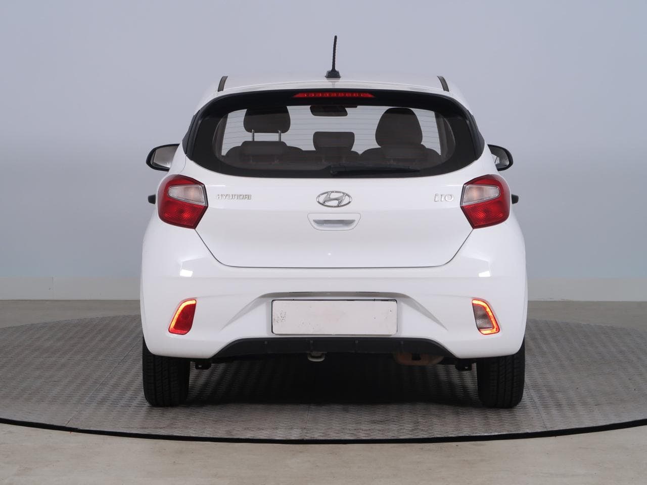 2021 Hyundai i10 - 10