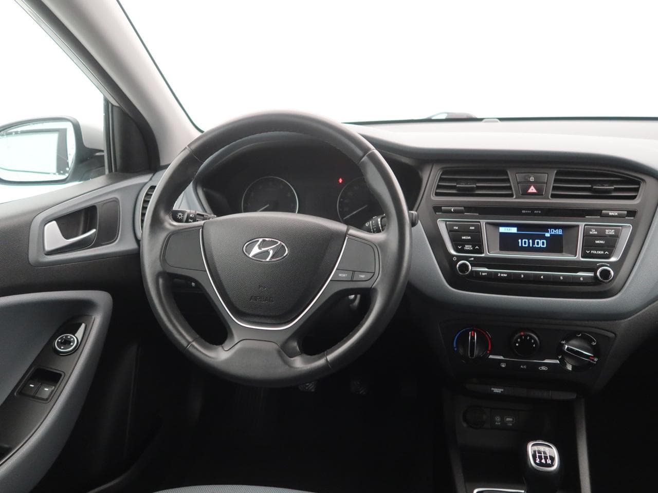 2017 Hyundai i20 - 9