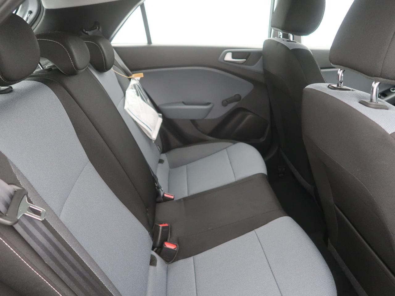 2017 Hyundai i20 - 13