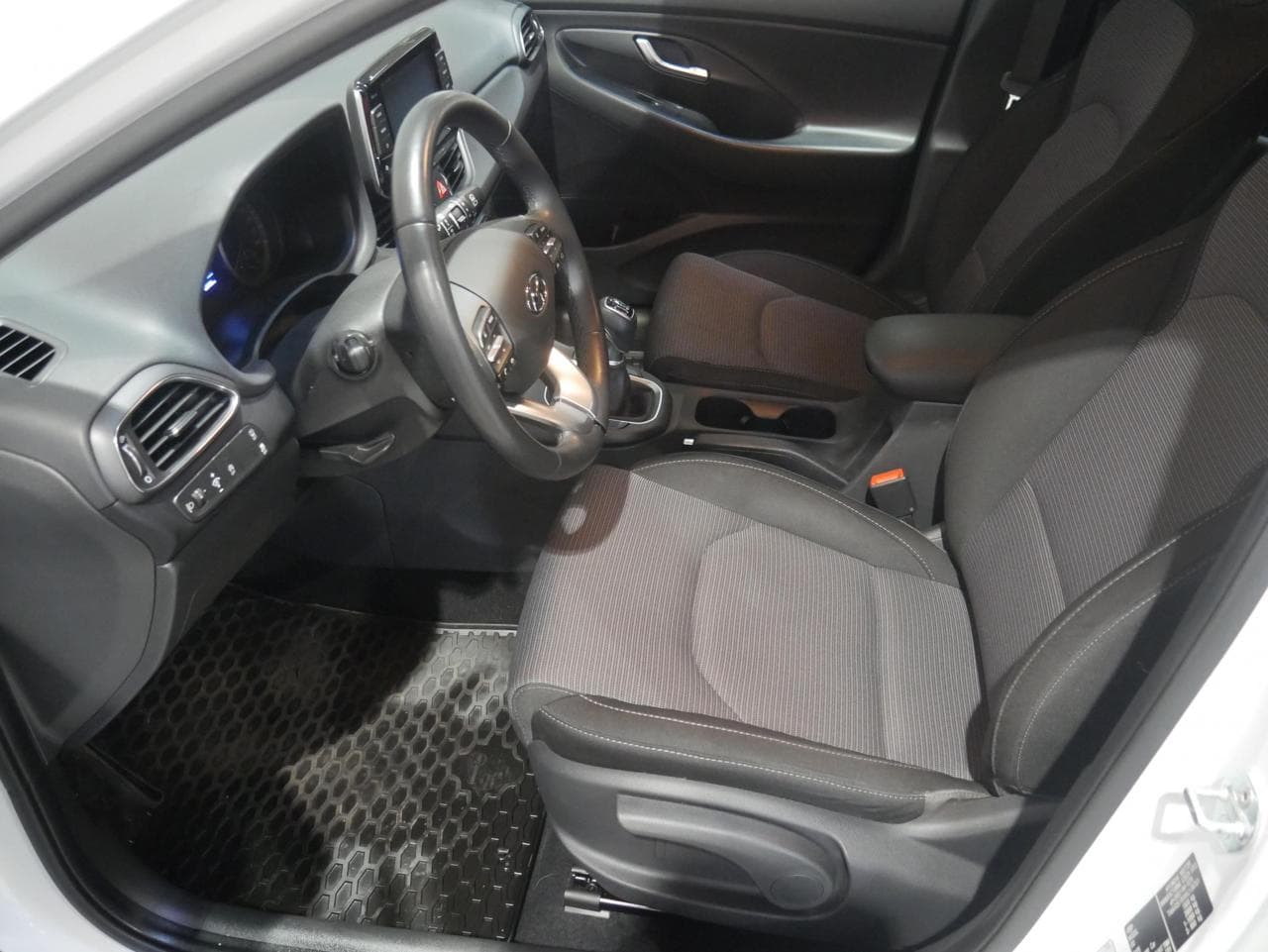 2020 Hyundai i30 - 12